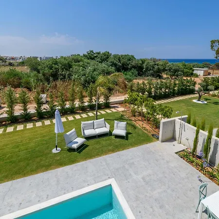 Villa By The - Blue Topaz Protaras